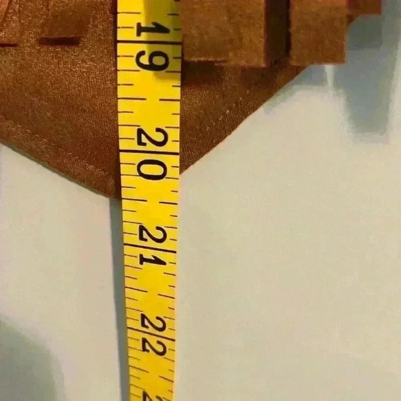 Vest with fringe Festival wear with western flair
Cowboy vest. - Picture 5 of 5